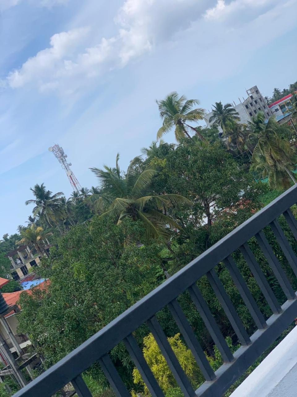 Lucky Transit Hotel - Katunayake Airport Exterior foto